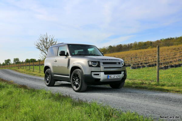 Land Rover Defender 90