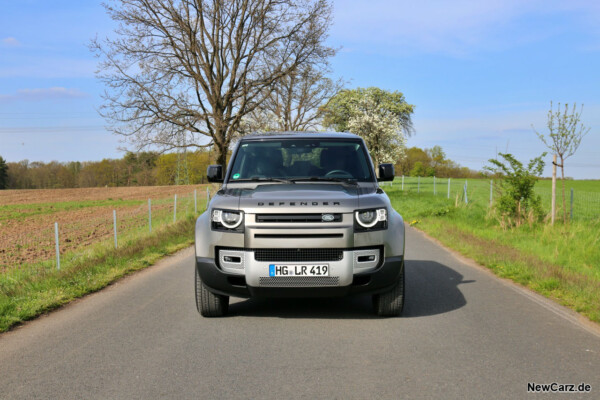 Land Rover Defender 90 Front