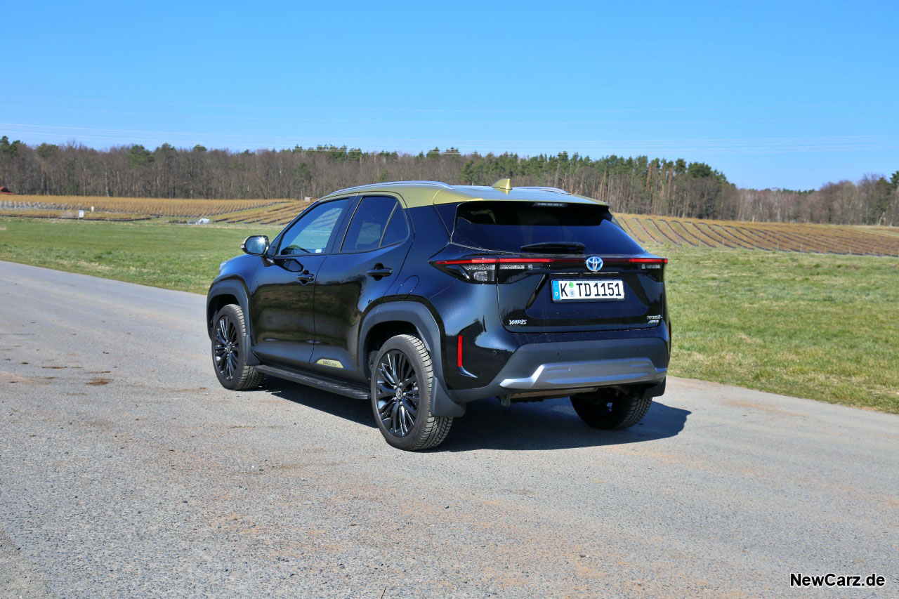 Toyota Yaris Cross Adventure alles andere als klein: Vollhybrid