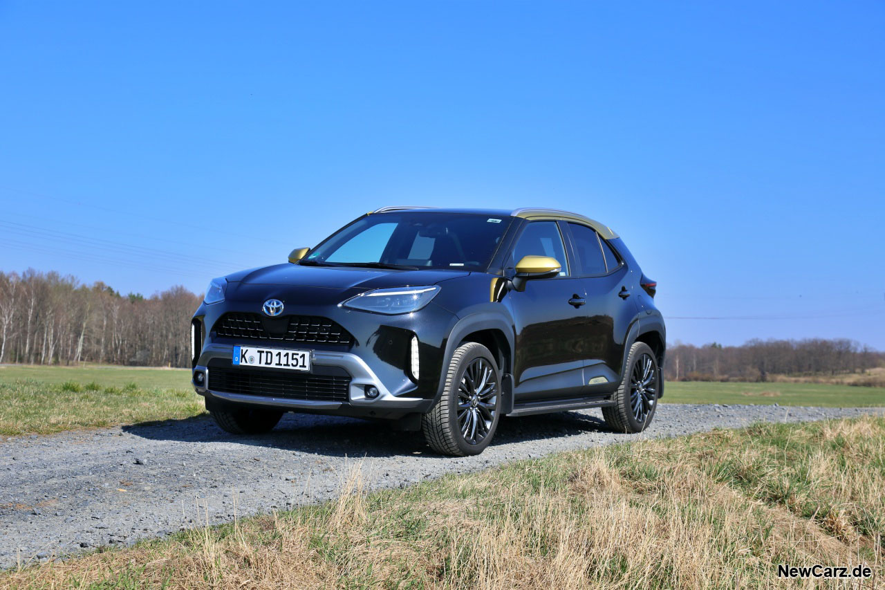 Toyota Yaris Cross Adventure alles andere als klein: Vollhybrid