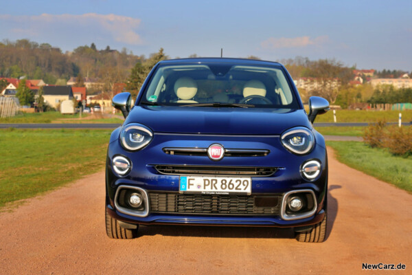 Fiat 500X Yacht Club Capri Front