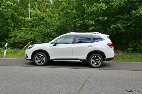 Subaru Forester Facelift Seite