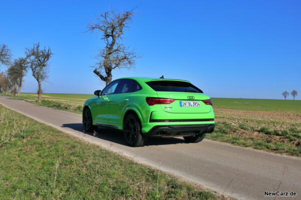 Audi RS Q3 Sportback schräg hinten links