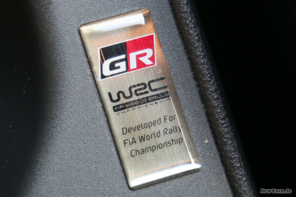 Toyota GR Yaris WRC-Plakette