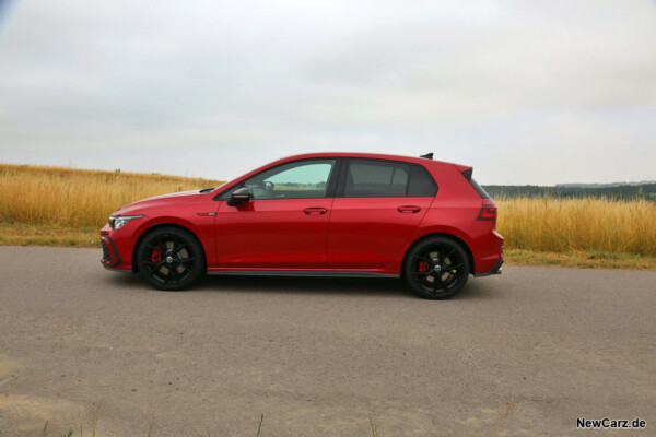 VW Golf 8 GTI Seite