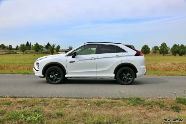 Mitsubishi Eclipse Cross Select Black Seite