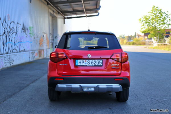 Suzuki Vitara Vollhybrid Heck