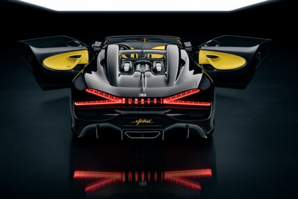 Bugatti W16 Mistral Heck