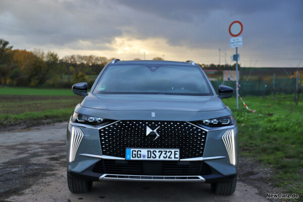 DS 7 4x4 Front