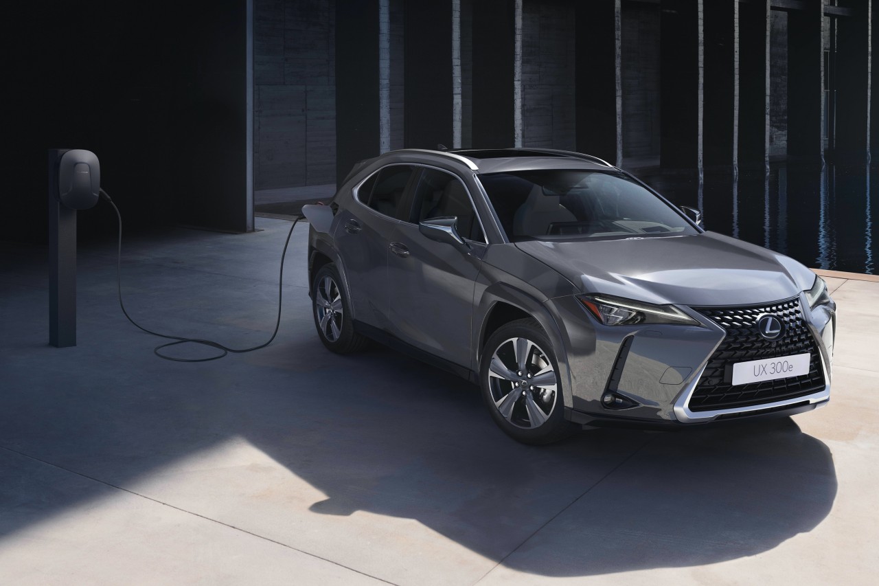 Lexus UX 300e