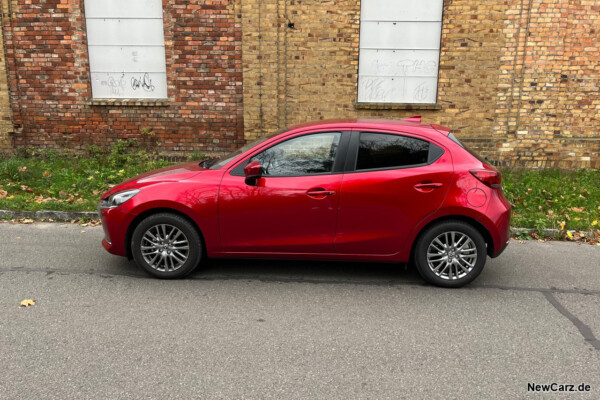 Mazda2 G115 Seite