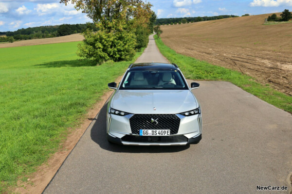 DS 4 E-Tense 225 schräg oben vorn