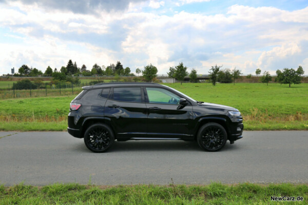 Jeep Compass e-Hybrid Seite