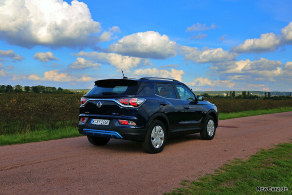 Ssangyong Korando e-Motion schräg hinten rechts