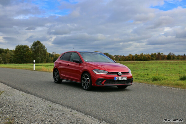 VW Polo GTI Facelift schräg vorne rechts