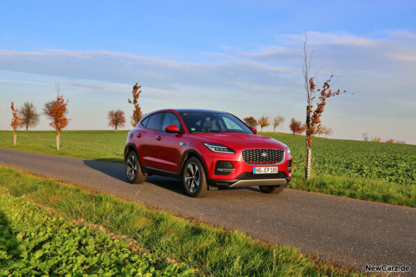 Jaguar E-Pace Facelift onroad