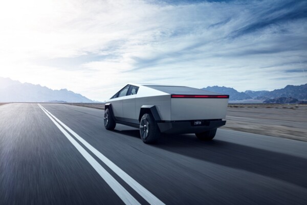 Tesla Cybertruck onroad