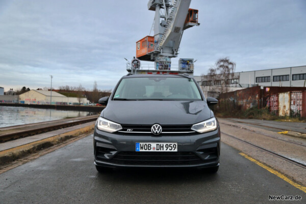 VW Touran Facelift Front