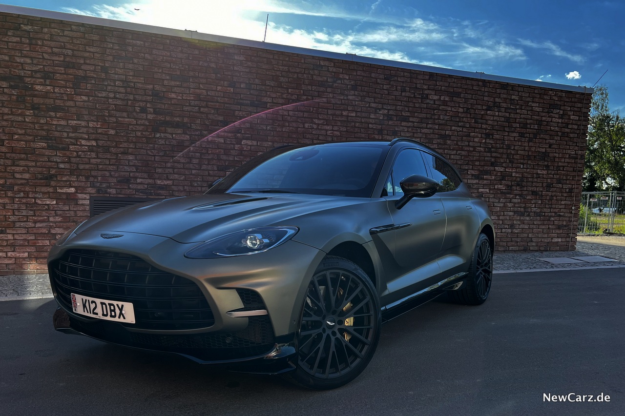 Aston Martin DBX707  Test –  High-Performance im Smoking