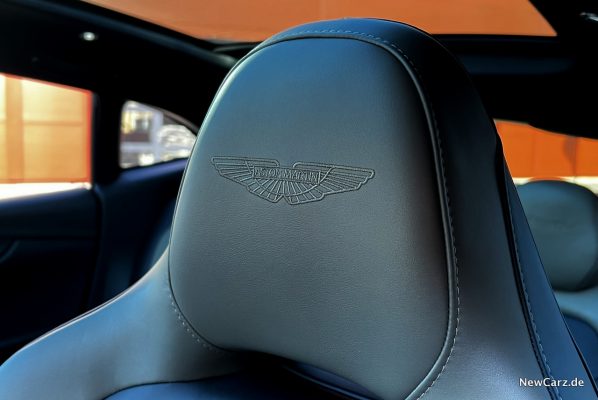 Aston Martin Bestickung