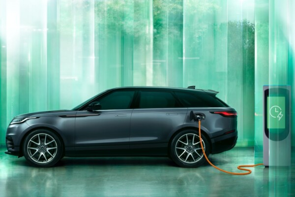 Range Rover Velar 2024 PHEV