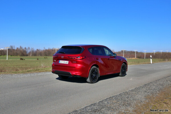 Mazda CX-60 schräg hinten rechts