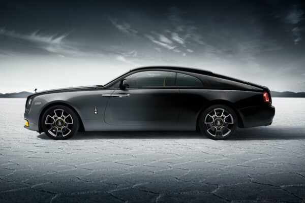Rolls-Royce Black Badge Wraith Black Arrow Seite