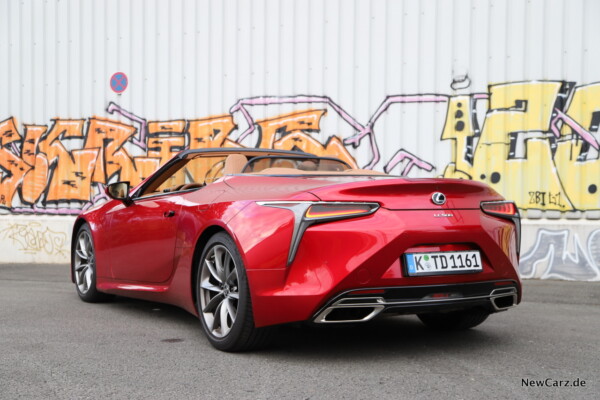 Lexus LC 500 Cabrio offen