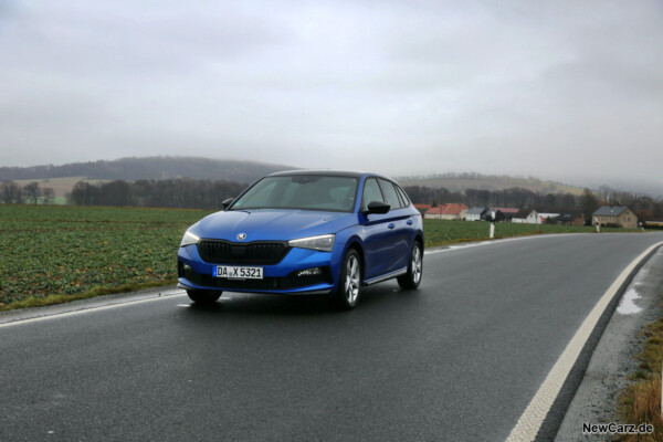 Skoda Scala Monte Carlo schräg vorne links