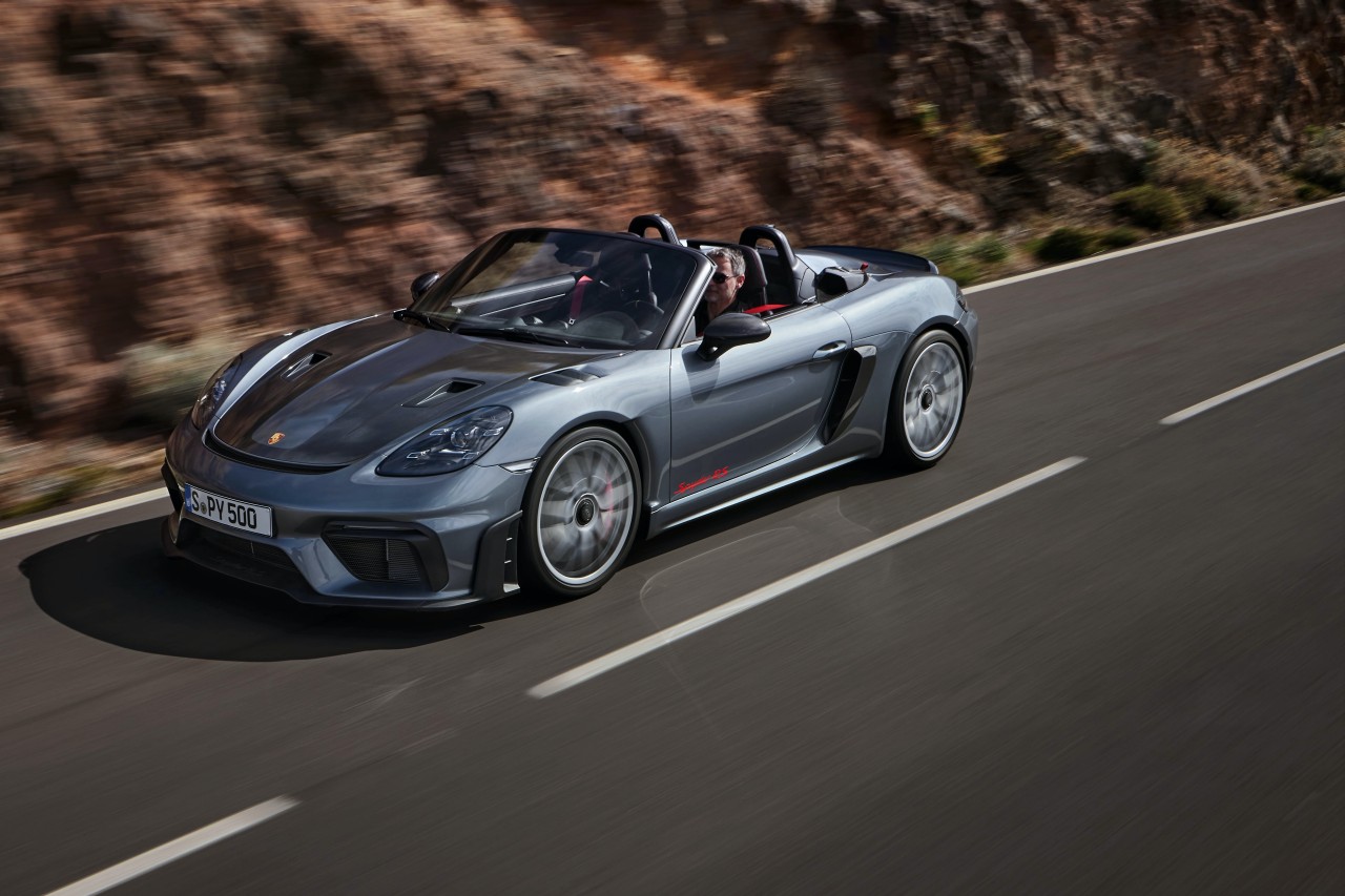 Porsche 718 Spyder RS