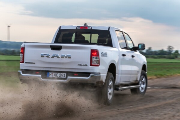 RAM 1500 3.6 eTorque Pentastar V6 offroad