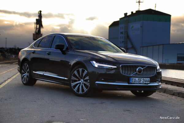 Volvo S90 Facelift Front