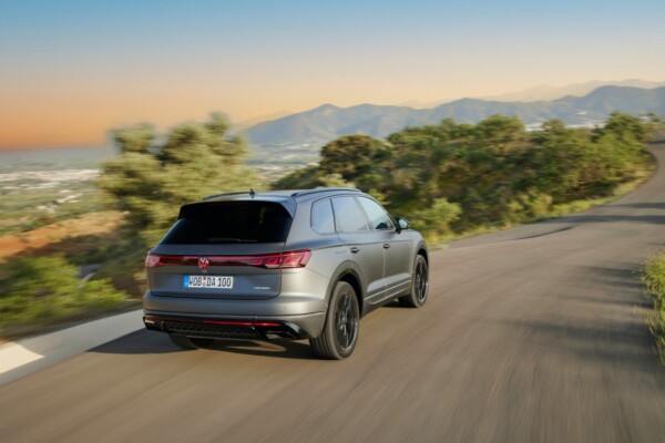 VW Touareg R