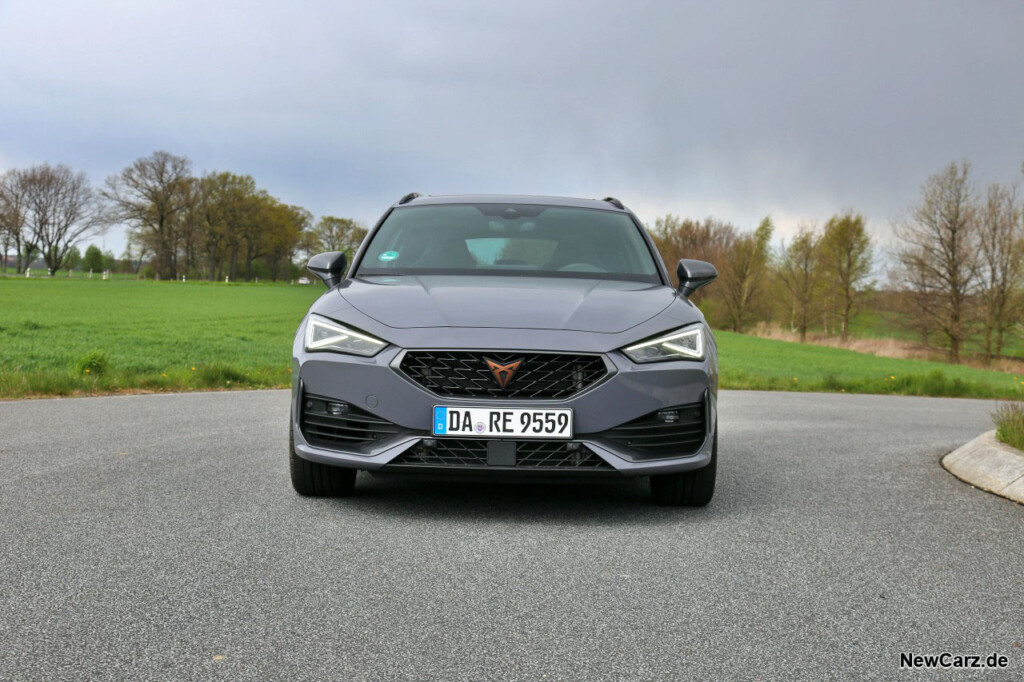 Cupra Leon Sportstourer VZ 4Drive Front