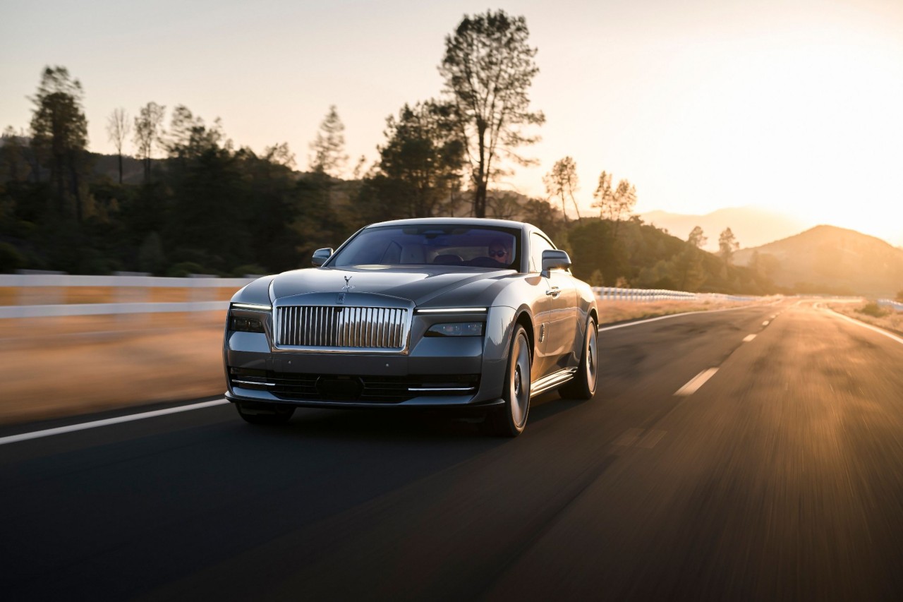 Rolls-Royce Spectre – Ab Herbst vollelektrischer Luxus