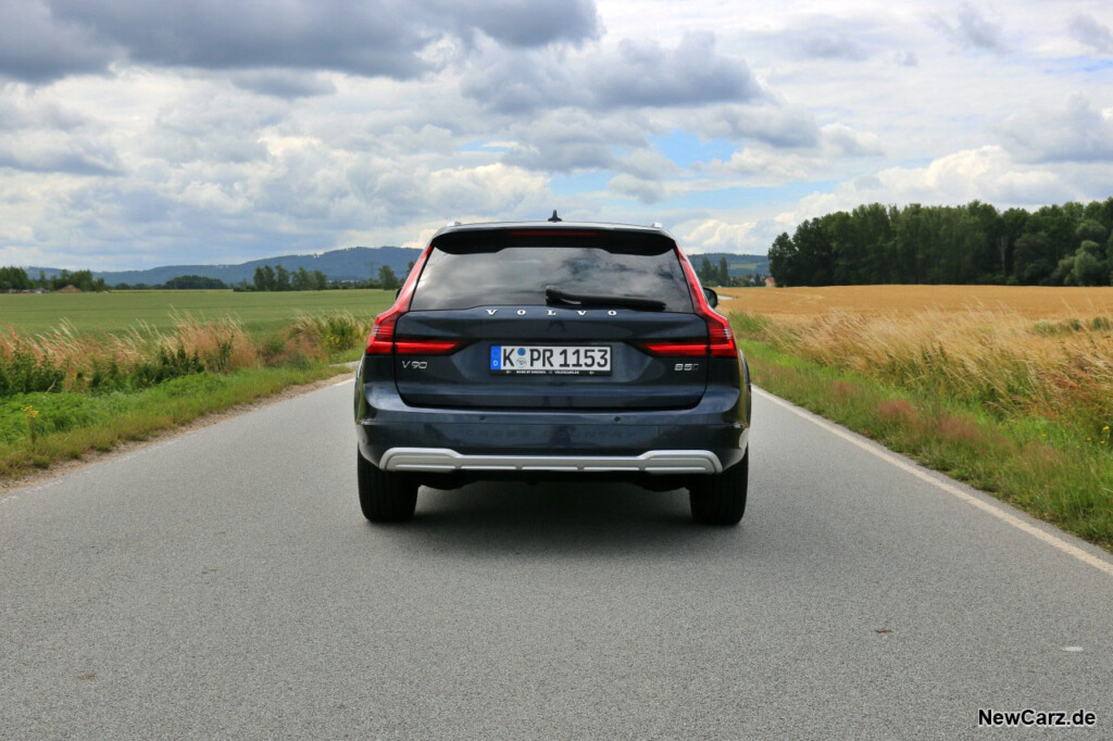 Volvo V90 Cross Country Heck