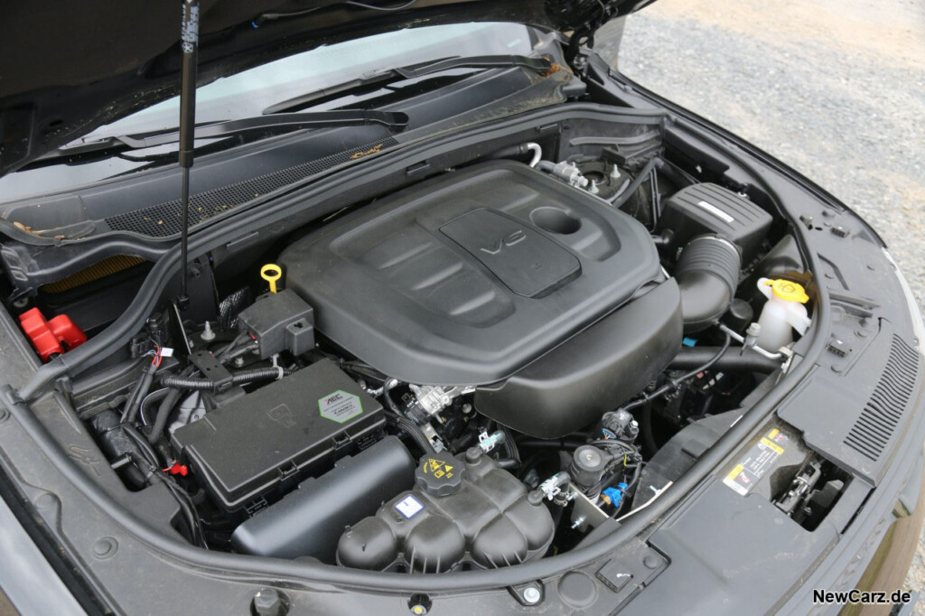 Motorraum Dodge Durango GT