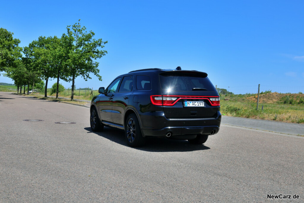 Dodge Durango GT schräg hinten links