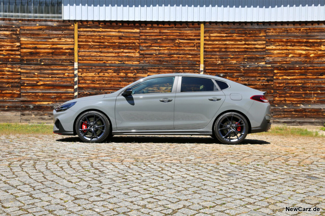 Hyundai i30 Fastback N Performance Seitenansicht