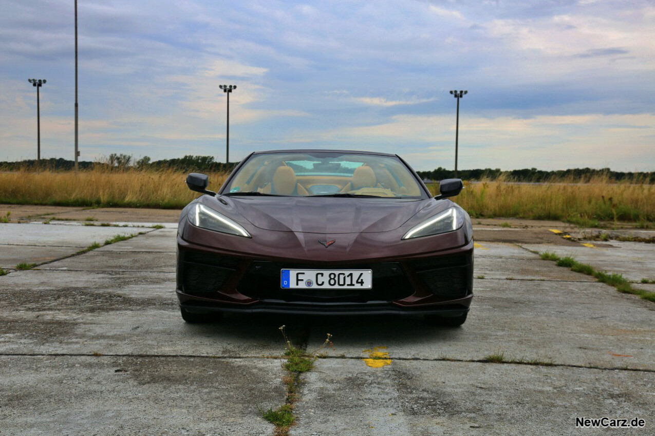 Corvette C8 Stingray Cabriolet von vorne