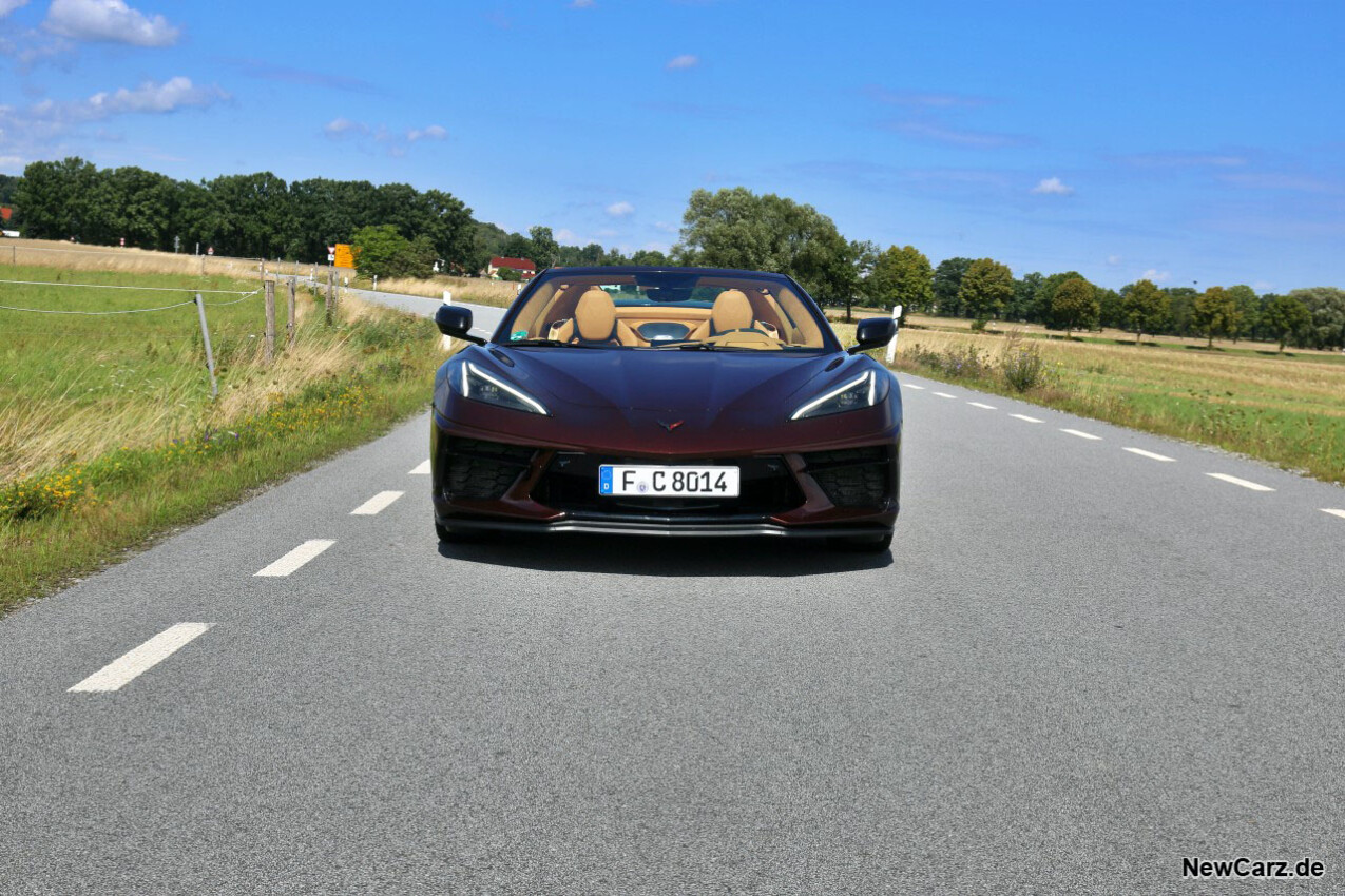 Corvette C8 Stingray Cabriolet Front