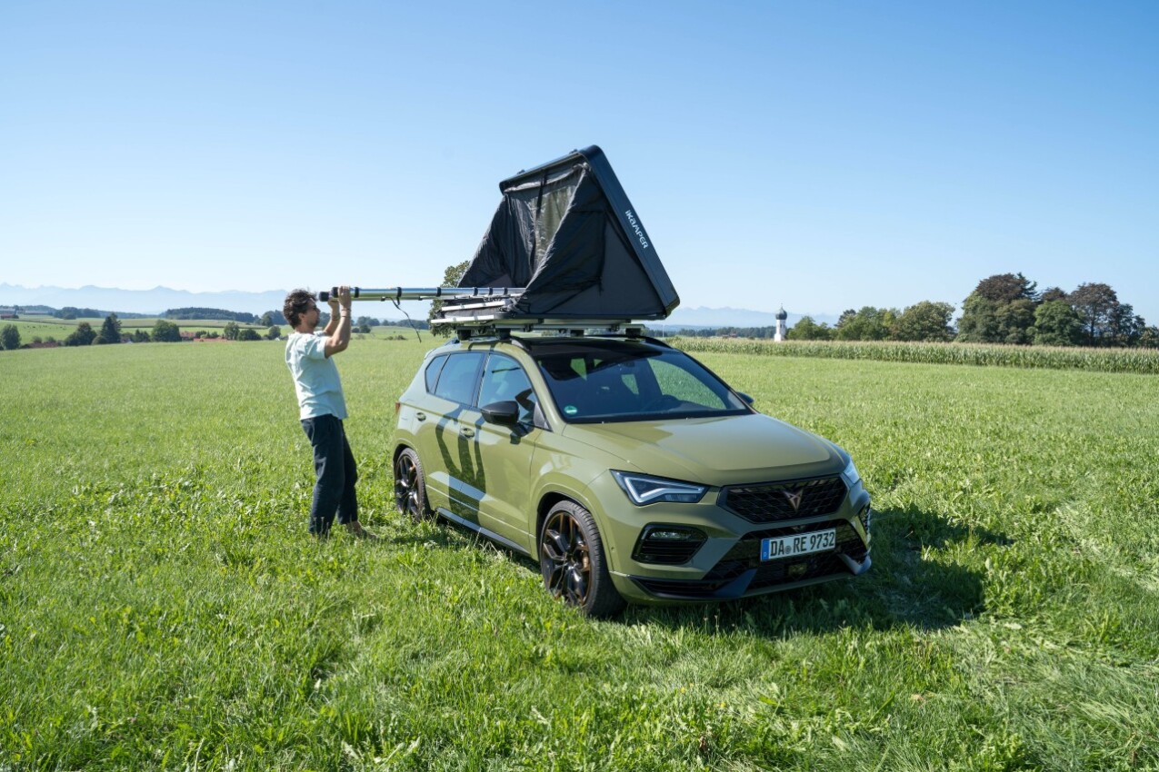 Cupra Ateca mit Dachzelt