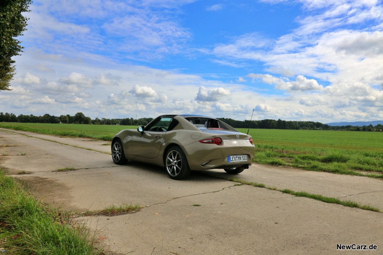 Mazda MX-5 RF schräg hinten links