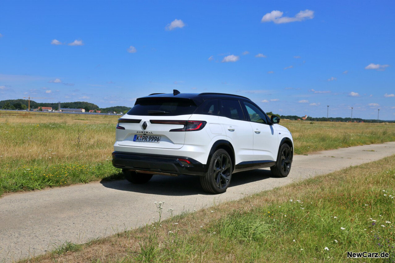 Renault Austral Mild Hybrid 160 schräg hinten rechts