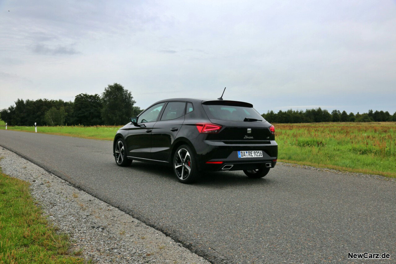 Seat Ibiza 1.5 TSI FR schräg hinten links