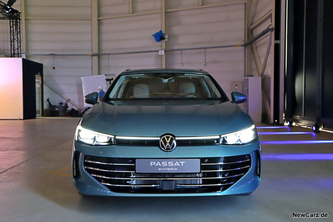 VW Passat B9 Front