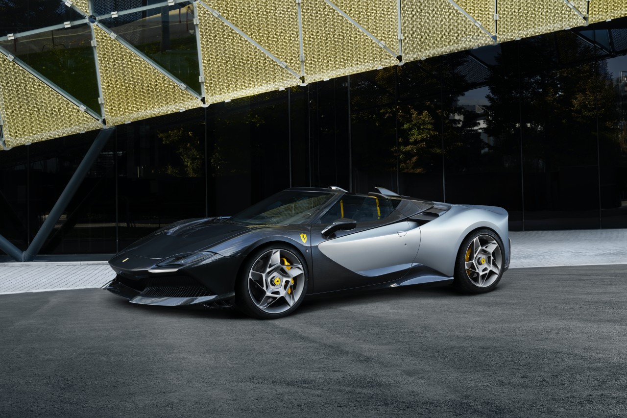 FERRARI SP-8 – Das neueste One-Off-Modell aus Maranello