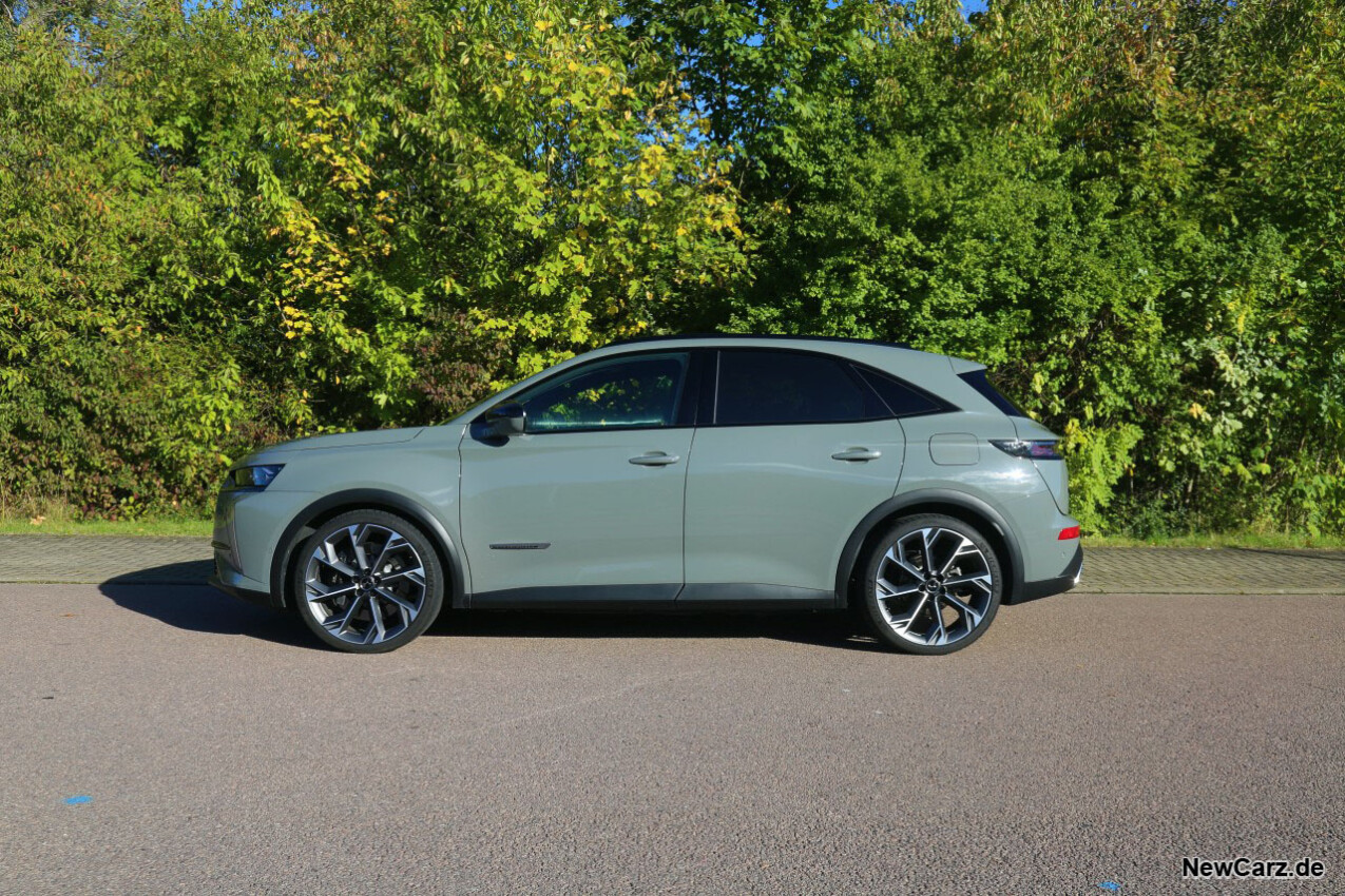 DS 7 Facelift Seite links