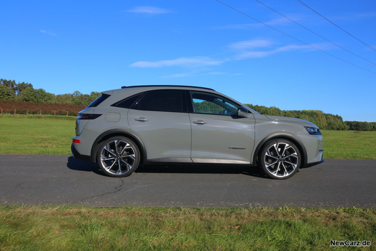 DS 7 Facelift Seite rechts