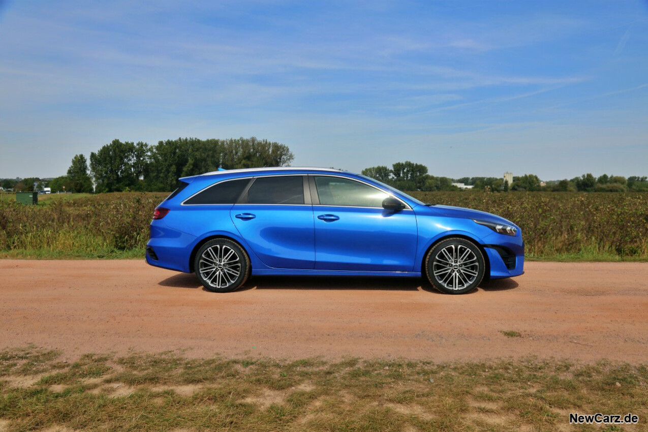 Kia Ceed Sportswagon 1.5 T-GDI Seite rechts